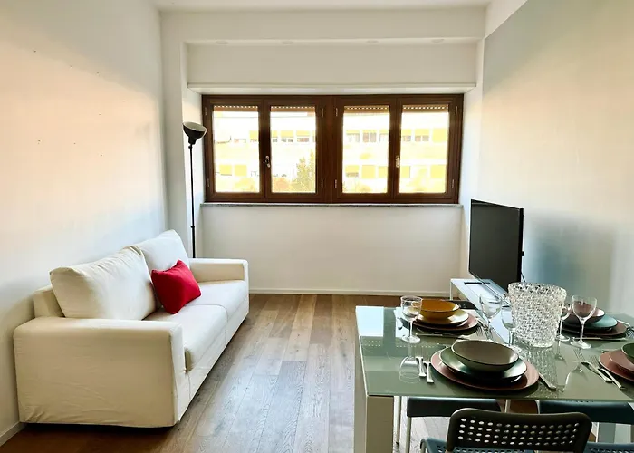 The Twenty - Villaggio Olimpico apartment